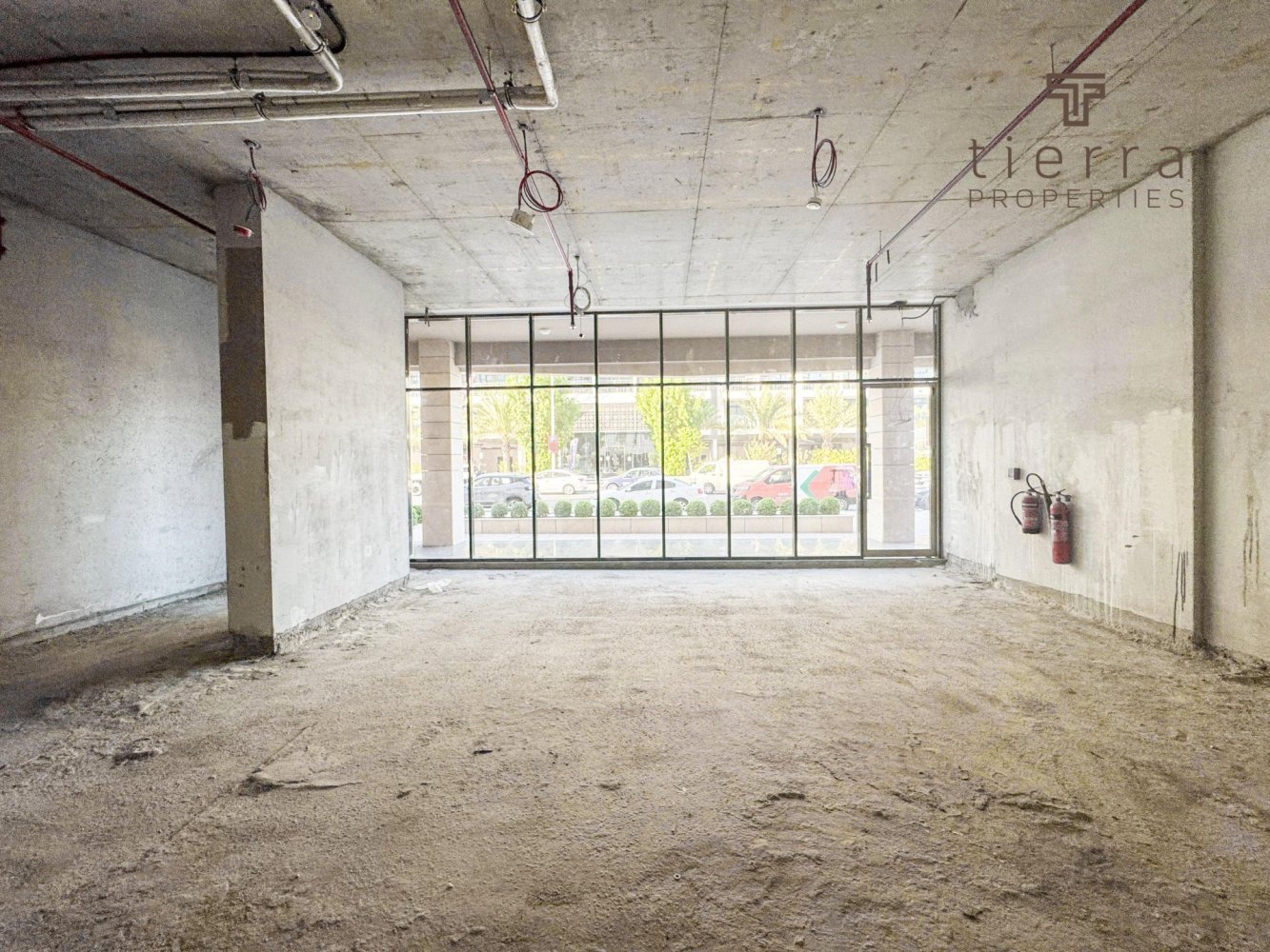 114.3m² Shop in Dubai, UAE No. 54777