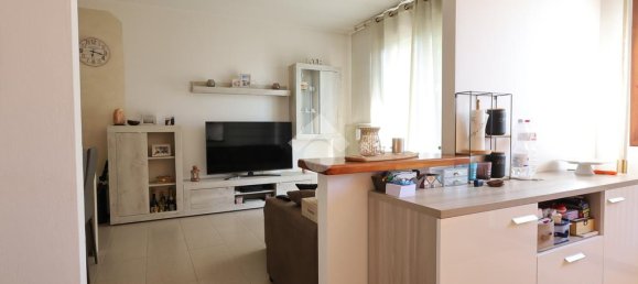 2 bedrooms Apartment in Sandrigo, Italy No. 361665 3