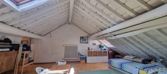 7 rooms Villa in Genoa, Italy No. 39494 2