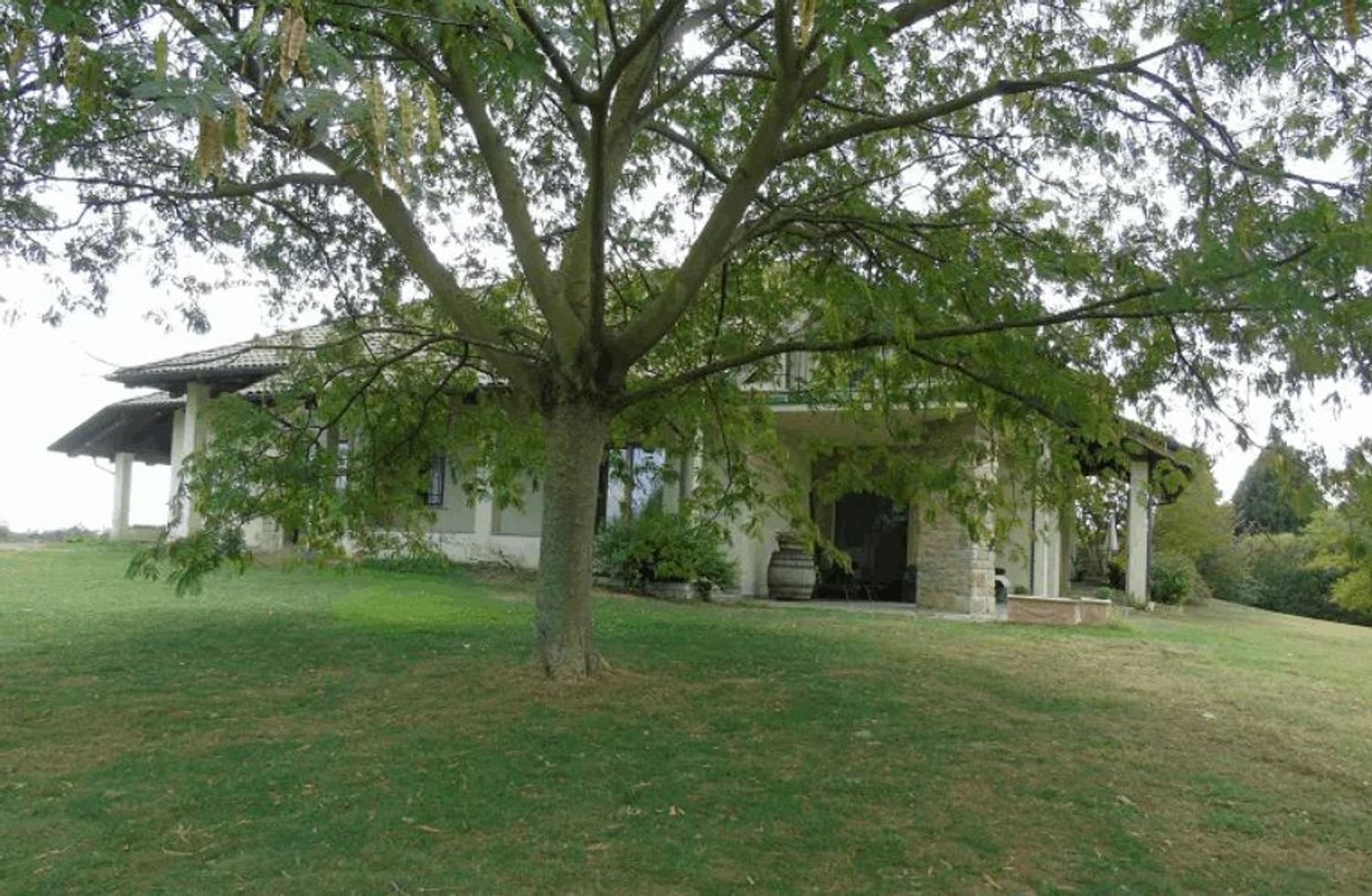 Edificio en Caselle Torinese, Italy 535 m² No. 95179