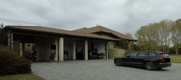 Edificio en Caselle Torinese, Italy 535 m² No. 95179 26