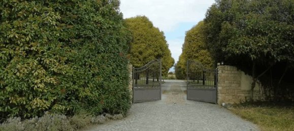 Edificio en Caselle Torinese, Italy 535 m² No. 95179 23