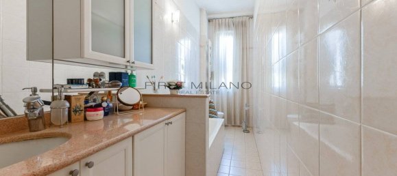 1 bedroom Apartment in Milan, Italy No. 331577 14