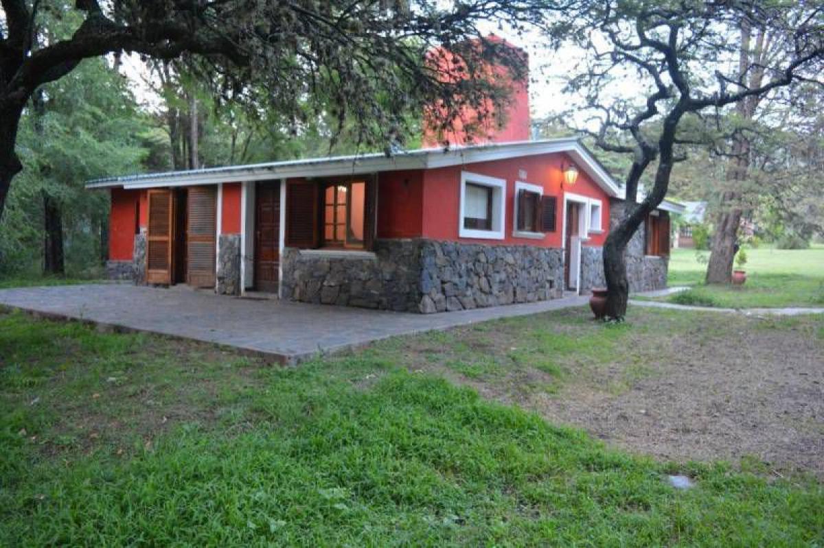 4 bedrooms House in Cordoba, Argentina No. 7822