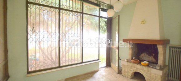 6 bedrooms Villa in Roncade, Italy No. 328440 17