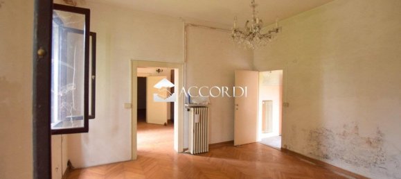 6 bedrooms Villa in Roncade, Italy No. 328440 32