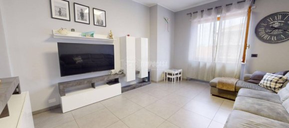 2 chambres Appartement à Brandizzo, Italy No. 155914 3