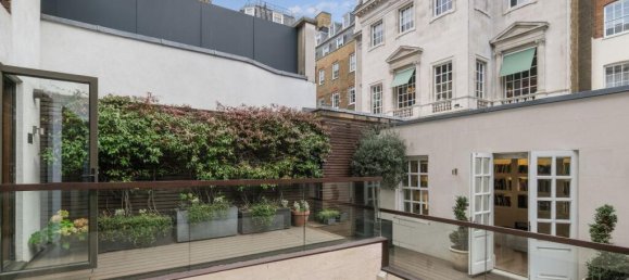 3 bedrooms Apartment in London, United Kingdom No. 13107 10