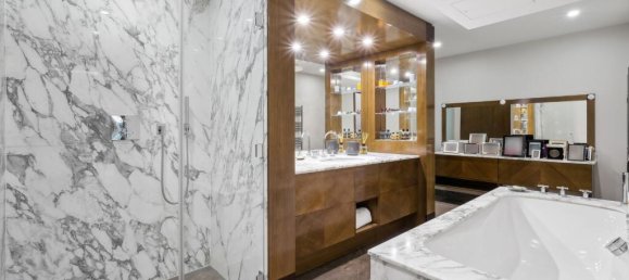 3 bedrooms Apartment in London, United Kingdom No. 13107 5