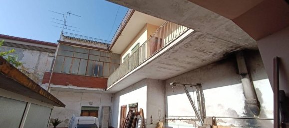 7 rooms Villa in Casapulla, Italy No. 28858 5