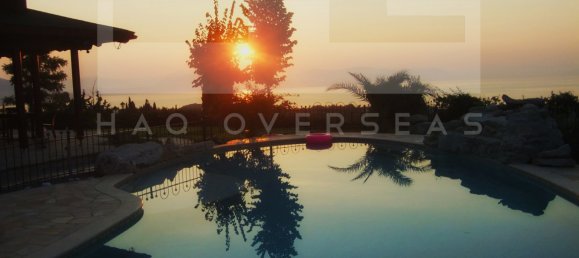 5 bedrooms Villa in Corfu, Greece No. 307 3