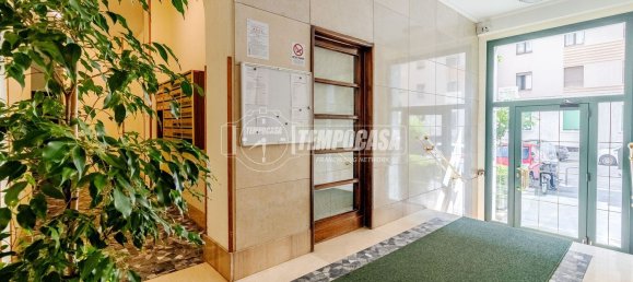 Квартира с 2 спальнями в Милан, Италия № 360710 6