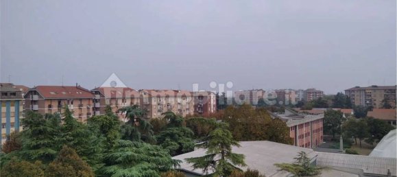 3 bedrooms Apartment in Tortona, Italy No. 346517 2