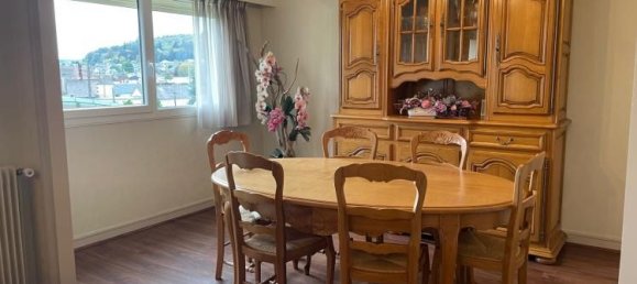 2 bedrooms Apartment in Louviers, France No. 356968 3