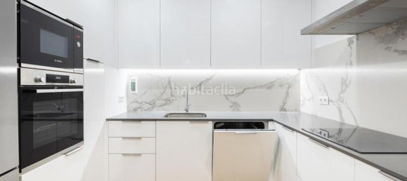 2 Schlafzimmer Wohnung in Sants-Montjuic, Spain, Nr. 78925 9