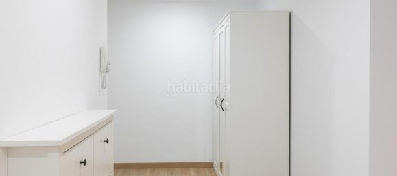 2 Schlafzimmer Wohnung in Sants-Montjuic, Spain, Nr. 78925 7