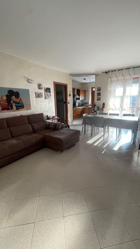 3 bedrooms Apartment in Venaria Reale, Italy No. 379753
