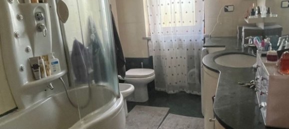 3 bedrooms Apartment in Venaria Reale, Italy No. 379753 13