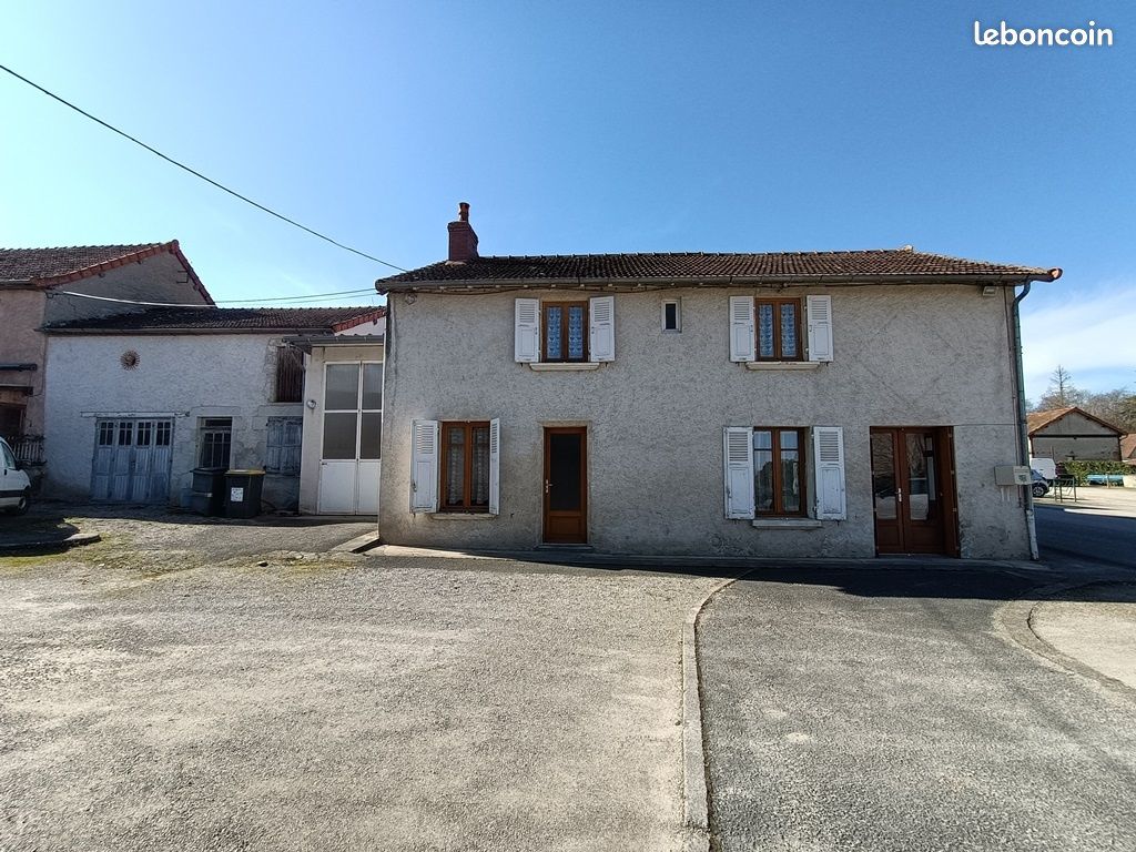 3 غرف نوم منزل في Saulcet, France رقم 199428