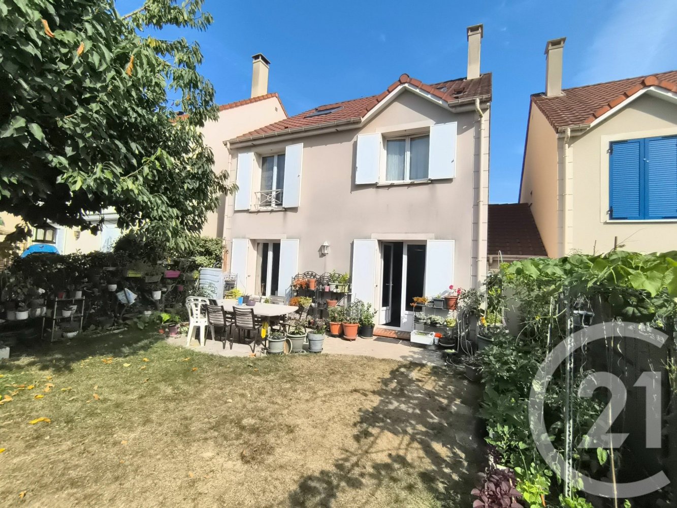 5 bedrooms House in Massy, France No. 351835