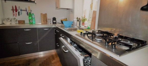 2 bedrooms Apartment in Siena, Italy No. 8813 9