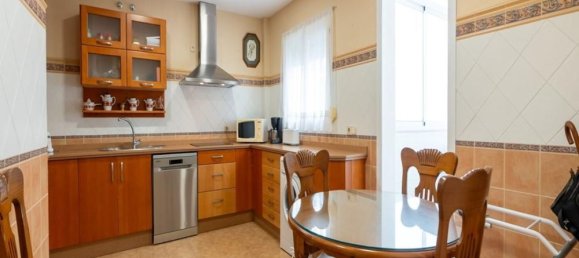 3 bedrooms Apartment in Estepona, Spain No. 18911 11