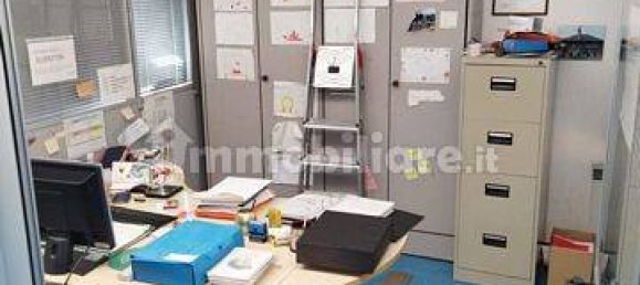 143m² Commercial property in Legnano, Italy No. 295738 2