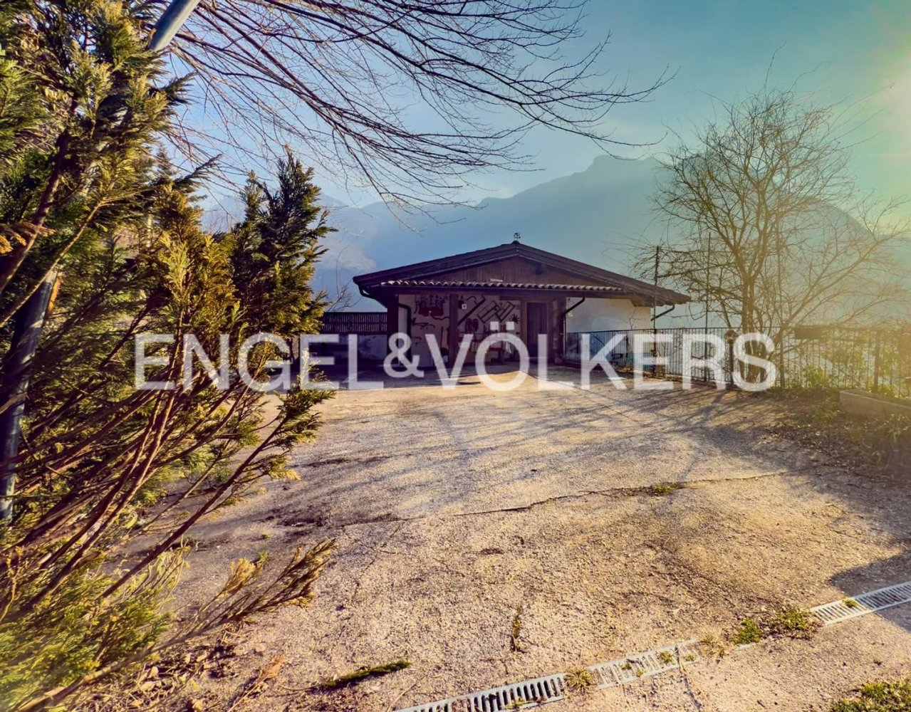 Casa de 10 divisões em Ala, Italy N.º 132680