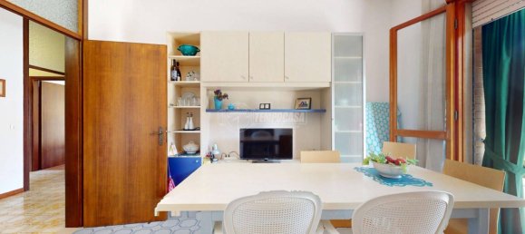 2 bedrooms Apartment in Cervia, Italy No. 220245 5