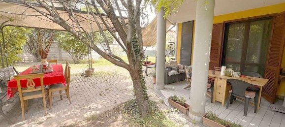 3 rooms Apartment in Arluno, Italy No. 126570 3