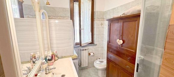3 rooms Apartment in Arluno, Italy No. 126570 94