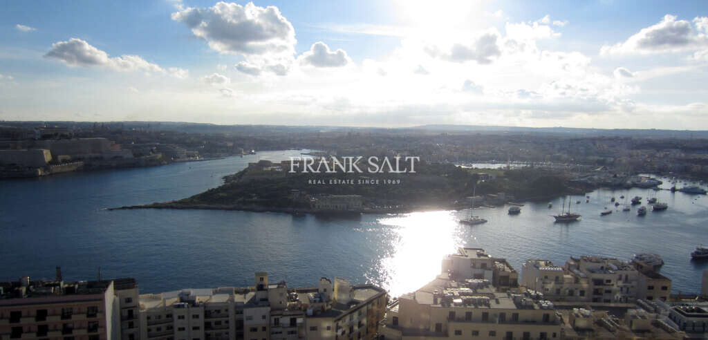 Квартира с 3 спальнями в Слима, Мальта № 3518