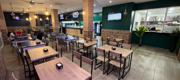 347 m² propiedad comercial en venta en Benidorm, Alicante, Comunidad Valenciana, Spain № 365318 3