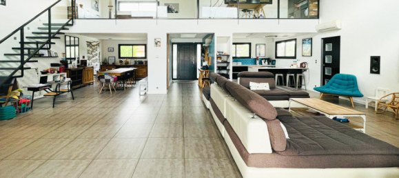 Villa de 4 dormitorios en Saint-Sernin, France No. 196921 2