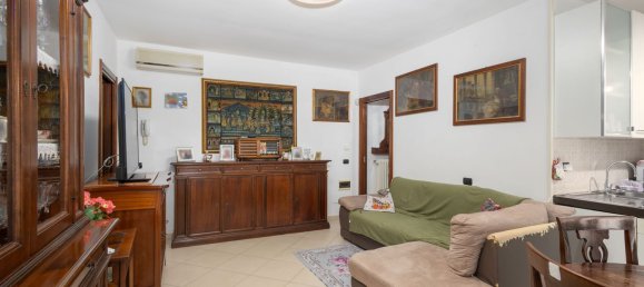 Apartamento T5 em San Martino in Rio, Italy N.º 349383 42