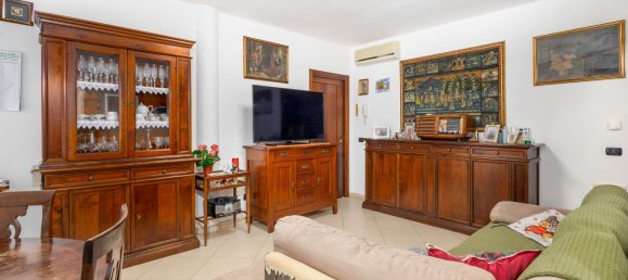 Apartamento T5 em San Martino in Rio, Italy N.º 349383 41