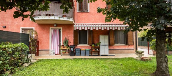 Apartamento T5 em San Martino in Rio, Italy N.º 349383 2