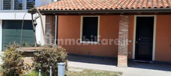 2 bedrooms House in Adria, Italy No. 275510 5