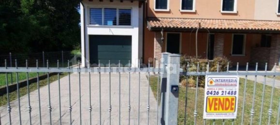 2 bedrooms House in Adria, Italy No. 275510 8