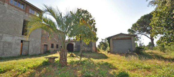 5 bedrooms House in Monte San Savino, Italy No. 54560 9