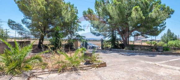 Villa de 4 dormitorios en Caltagirone, Italy No. 275799 9