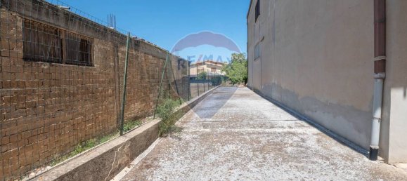 Villa de 4 dormitorios en Caltagirone, Italy No. 275799 8