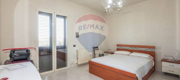 Villa de 4 dormitorios en Caltagirone, Italy No. 275799 26