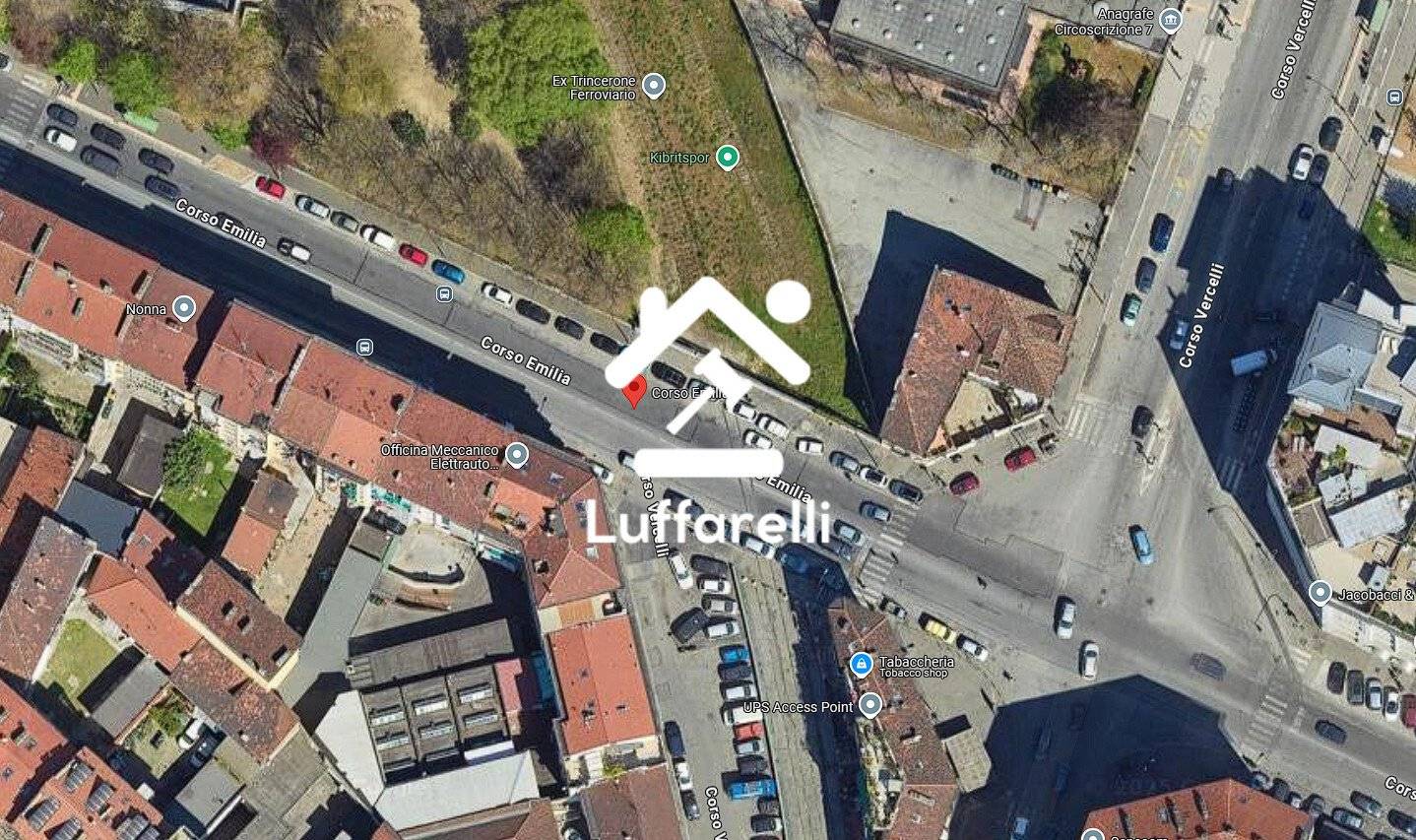 Коммерческая недвижимость с 5 комнатами в Турин, Италия № 181401