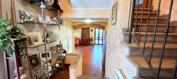 4-Zimmer Haus in Lastra a Signa, Italy, Nr. 142841 14