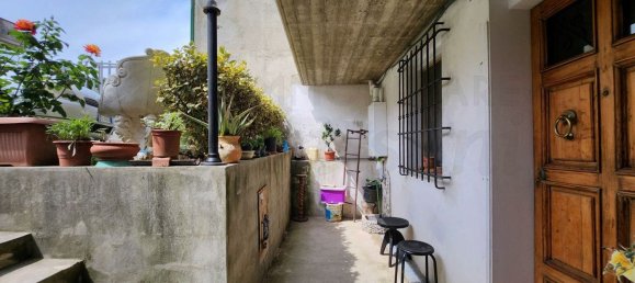 4-Zimmer Haus in Lastra a Signa, Italy, Nr. 142841 22