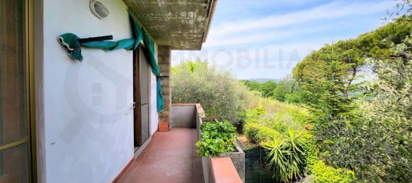 4-Zimmer Haus in Lastra a Signa, Italy, Nr. 142841 21