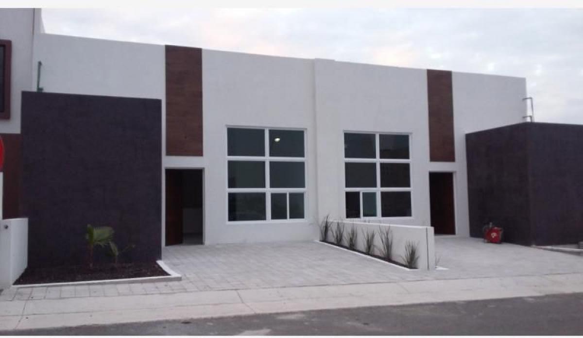 3 bedrooms House in Queretaro, Mexico No. 156466