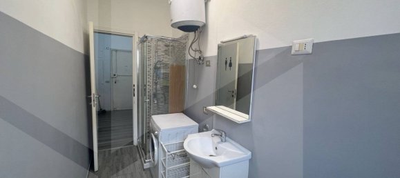 Apartamento de 2 habitaciónes en Milan, Italy No. 241459 5