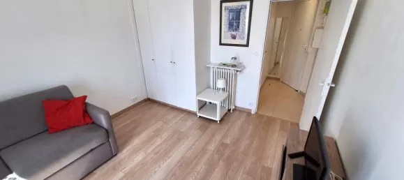 Studio in Colombes, France No. 349316 4